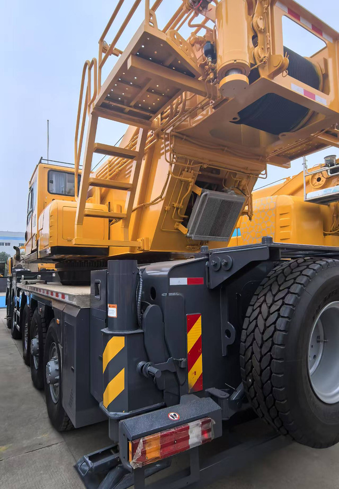 XCMG Official 130 ton Used Mobile Crane XCT130_1 Hydraulic Crane Price List - Grue mobile: photos 2 XCMG Official 130 ton Used Mobile Crane XCT130_1 Hydraulic Crane Price List - Grue mobile: photos 2