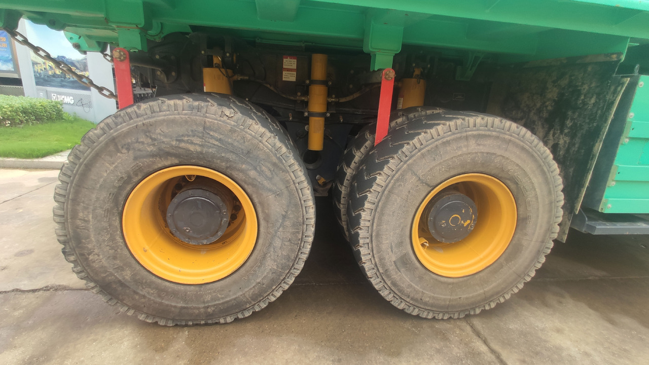 XCMG Official 2022 Year Used 72 Ton Cheap Tipper Truck XDR80TE Dumper Truck Price - Tombereau: photos 5 XCMG Official 2022 Year Used 72 Ton Cheap Tipper Truck XDR80TE Dumper Truck Price - Tombereau: photos 5