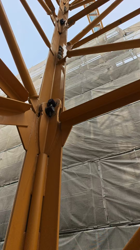 XCMG Official 20t XGT360-20S1 High Efficient Used Flat-top Tower Crane In Good Condition - Grue à tour: photos 5 XCMG Official 20t XGT360-20S1 High Efficient Used Flat-top Tower Crane In Good Condition - Grue à tour: photos 5