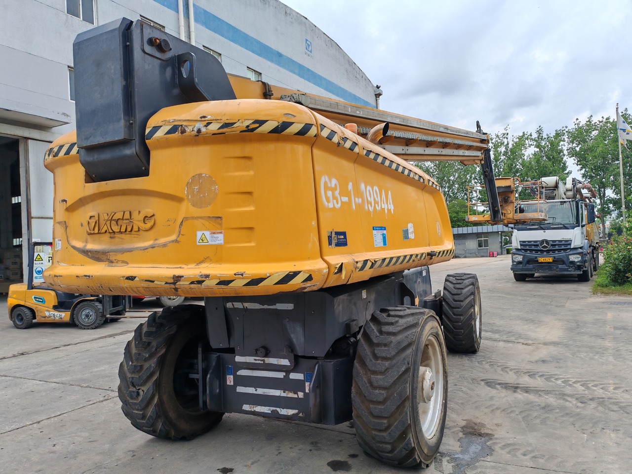 XCMG Official Articulated Boom Lift GTBZ42S 42m Used Cherry Picker Sale - Nacelle télescopique: photos 4 XCMG Official Articulated Boom Lift GTBZ42S 42m Used Cherry Picker Sale - Nacelle télescopique: photos 4
