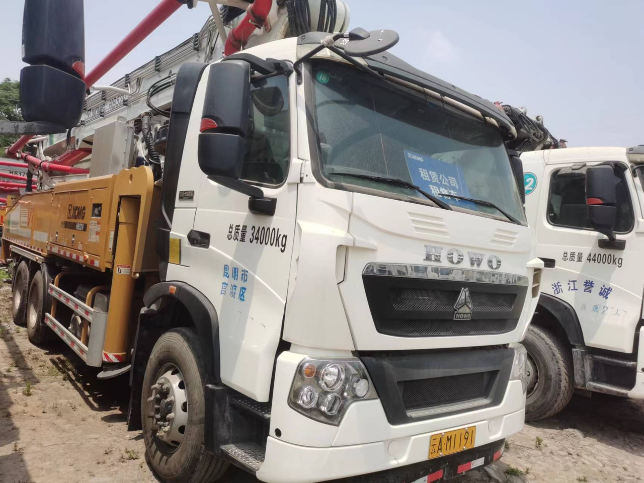 XCMG Official Used HB52V Schwing 52m Concrete Pump Truck Mounted Boom Concrete Pump Price - Camion pompe: photos 3 XCMG Official Used HB52V Schwing 52m Concrete Pump Truck Mounted Boom Concrete Pump Price - Camion pompe: photos 3