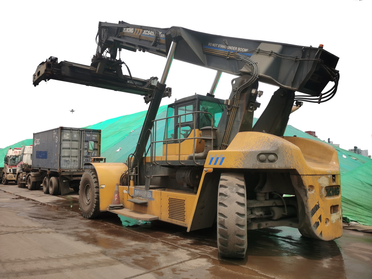 XCMG Official Used Mobile Reach Stacker 45 Tons XCS4531K For Container Price List - Reach stacker: photos 4 XCMG Official Used Mobile Reach Stacker 45 Tons XCS4531K For Container Price List - Reach stacker: photos 4