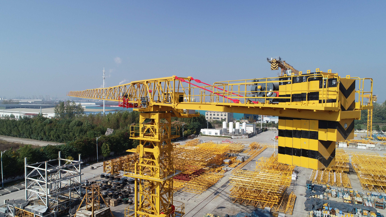 XCMG Official XGT6515B-10S 10Ton 60-meter Construction Buliding Flat Top Tower Crane In Stock - Grue à tour: photos 4 XCMG Official XGT6515B-10S 10Ton 60-meter Construction Buliding Flat Top Tower Crane In Stock - Grue à tour: photos 4