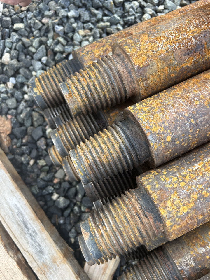 XCMG Official XZ320D Second Hand Horizontal Directional Drilling Rig With High Quality - Aléseuse directionnelle: photos 5 XCMG Official XZ320D Second Hand Horizontal Directional Drilling Rig With High Quality - Aléseuse directionnelle: photos 5