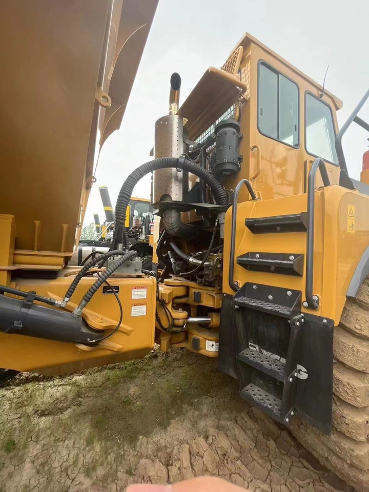 XCMG Official Xda40 2018 Year Used 40 Ton Second Hand Mining Dump Tipper Truck - Tombereau articulé: photos 4 XCMG Official Xda40 2018 Year Used 40 Ton Second Hand Mining Dump Tipper Truck - Tombereau articulé: photos 4