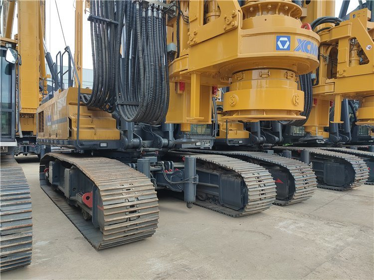 XCMG Official Xe400e Second Hand Hydraulic Rotary Piling Rig Used Rotary Table Drilling Rig - Mât de battage: photos 2 XCMG Official Xe400e Second Hand Hydraulic Rotary Piling Rig Used Rotary Table Drilling Rig - Mât de battage: photos 2