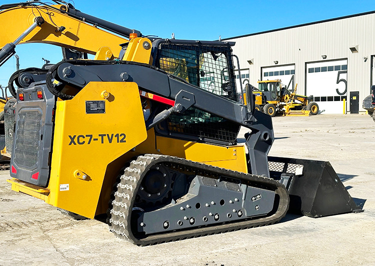 XCMG XC7-TV12 crawler track skid steer loader for sale - Chargeuse compacte sur chenilles: photos 5 XCMG XC7-TV12 crawler track skid steer loader for sale - Chargeuse compacte sur chenilles: photos 5