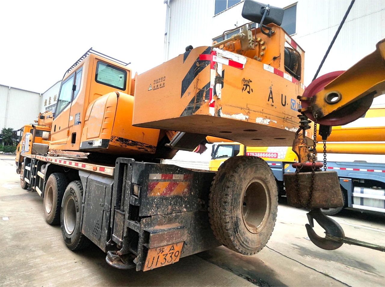 XCMG XCT20L5 20ton used 5-section mobile hydraulic truck crane price - Grue mobile: photos 4 XCMG XCT20L5 20ton used 5-section mobile hydraulic truck crane price - Grue mobile: photos 4