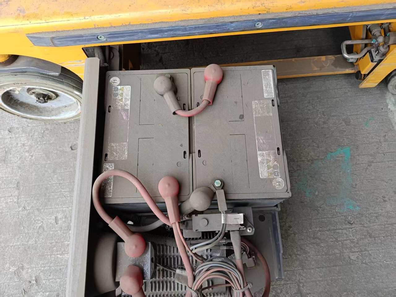 XCMG XG0607DC 6m hydraulic mobile scissor lift price - Nacelle ciseaux: photos 2 XCMG XG0607DC 6m hydraulic mobile scissor lift price - Nacelle ciseaux: photos 2