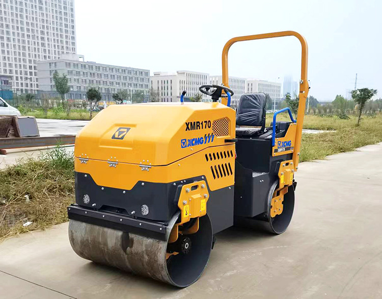 XCMG official brand new 1.7 ton small road roller XMR170 - Mini compacteur: photos 4 XCMG official brand new 1.7 ton small road roller XMR170 - Mini compacteur: photos 4