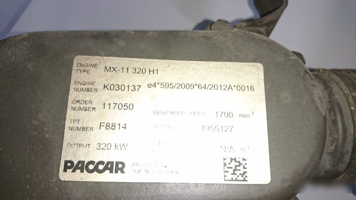 Pompe à liquide de refroidissement pour Camion 1955127   DAF XF 106 truck: photos 7