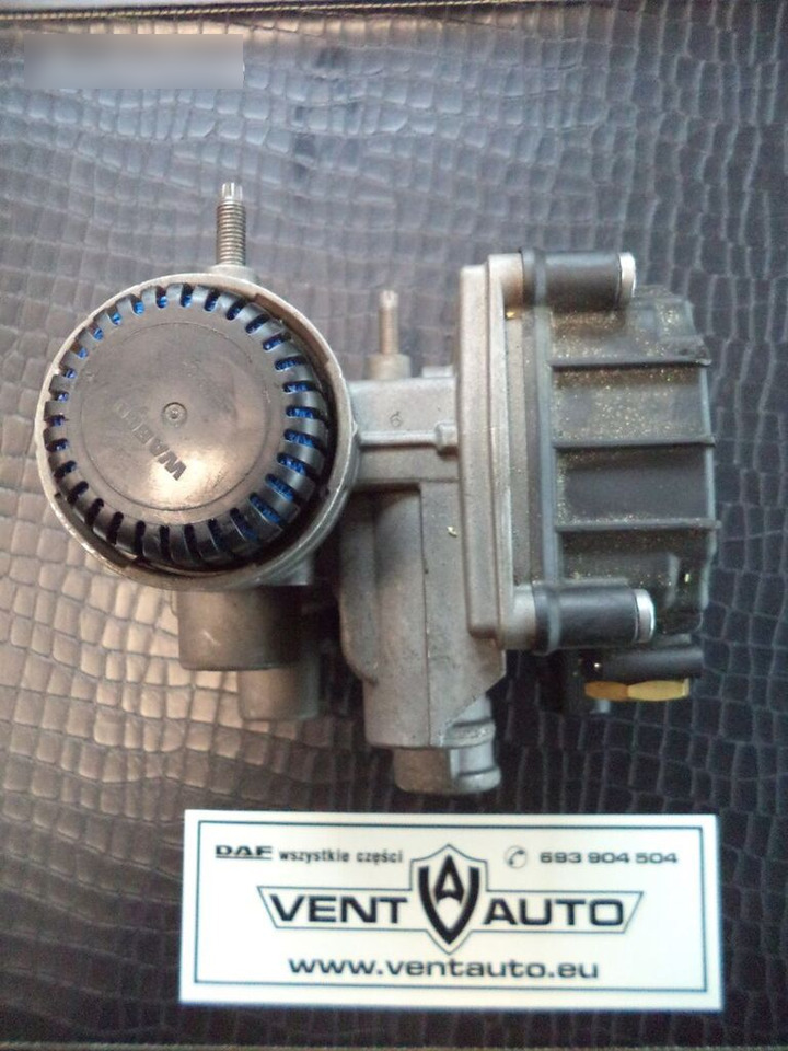 DAF 480 204 031 DAF XF 106 truck - Valve de frein pour Camion: photos 2 DAF 480 204 031 DAF XF 106 truck - Valve de frein pour Camion: photos 2