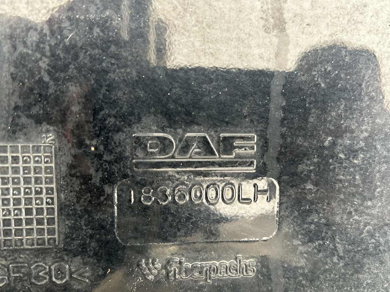 Pièce universelle DAF A SET OF DAF XF 106 SPOILER: photos 13