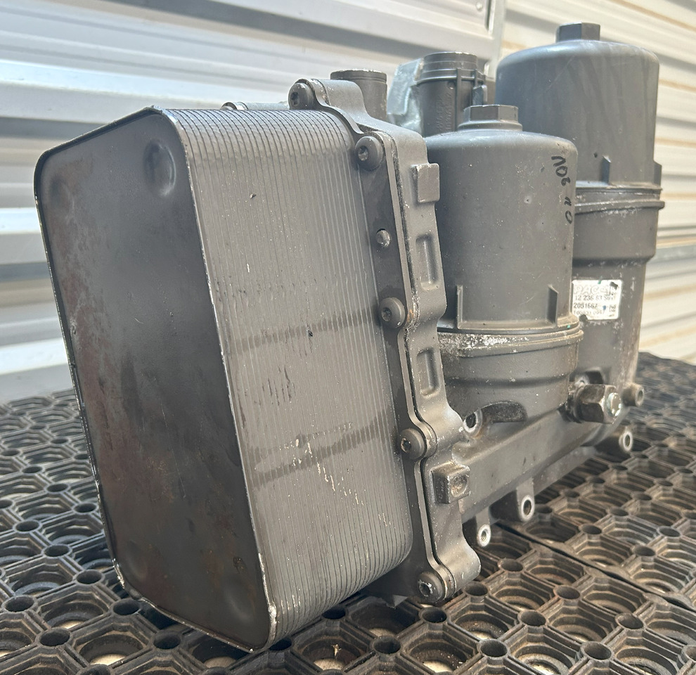 DAF OIL MODULE DAF XF 106 460 - Filtre à huile: photos 3 DAF OIL MODULE DAF XF 106 460 - Filtre à huile: photos 3