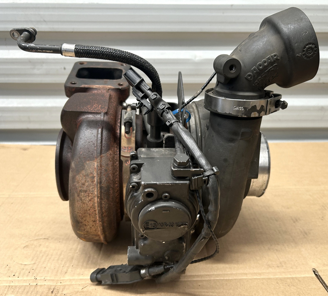 DAF TURBOCHARGER WITH VTG DAF XF 106 480 - Turbocompresseur: photos 1 DAF TURBOCHARGER WITH VTG DAF XF 106 480 - Turbocompresseur: photos 1