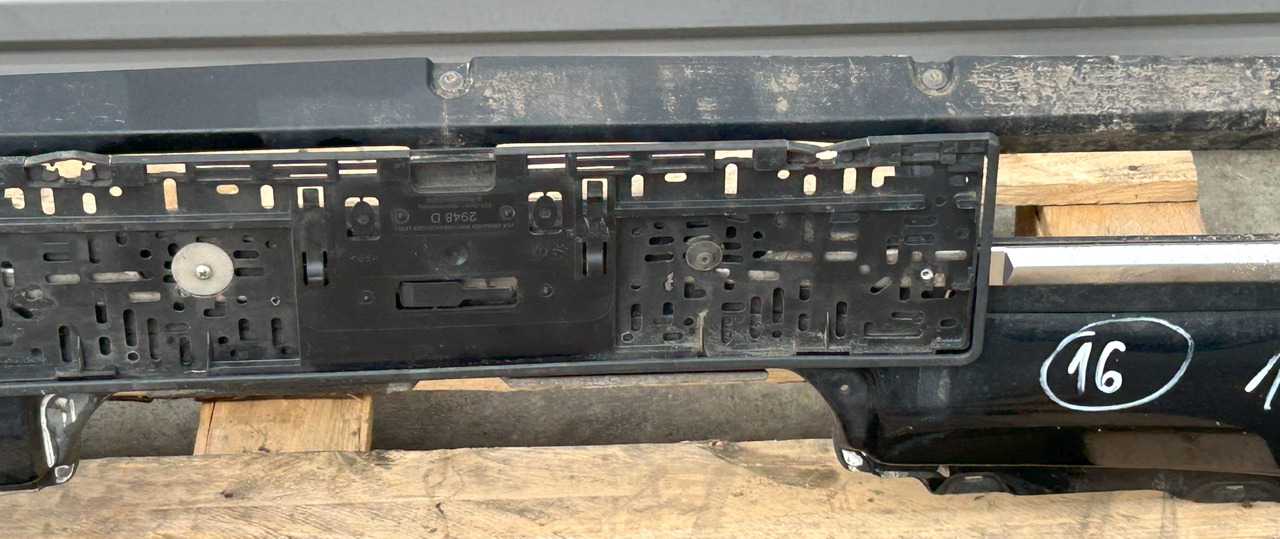 DAF XF 106 480 FRONT BUMPER WITH HALOGENS - Pare-chocs: photos 3 DAF XF 106 480 FRONT BUMPER WITH HALOGENS - Pare-chocs: photos 3