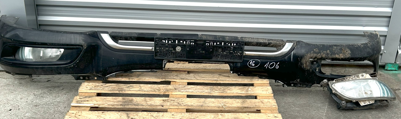 DAF XF 106 480 FRONT BUMPER WITH HALOGENS - Pare-chocs: photos 1 DAF XF 106 480 FRONT BUMPER WITH HALOGENS - Pare-chocs: photos 1