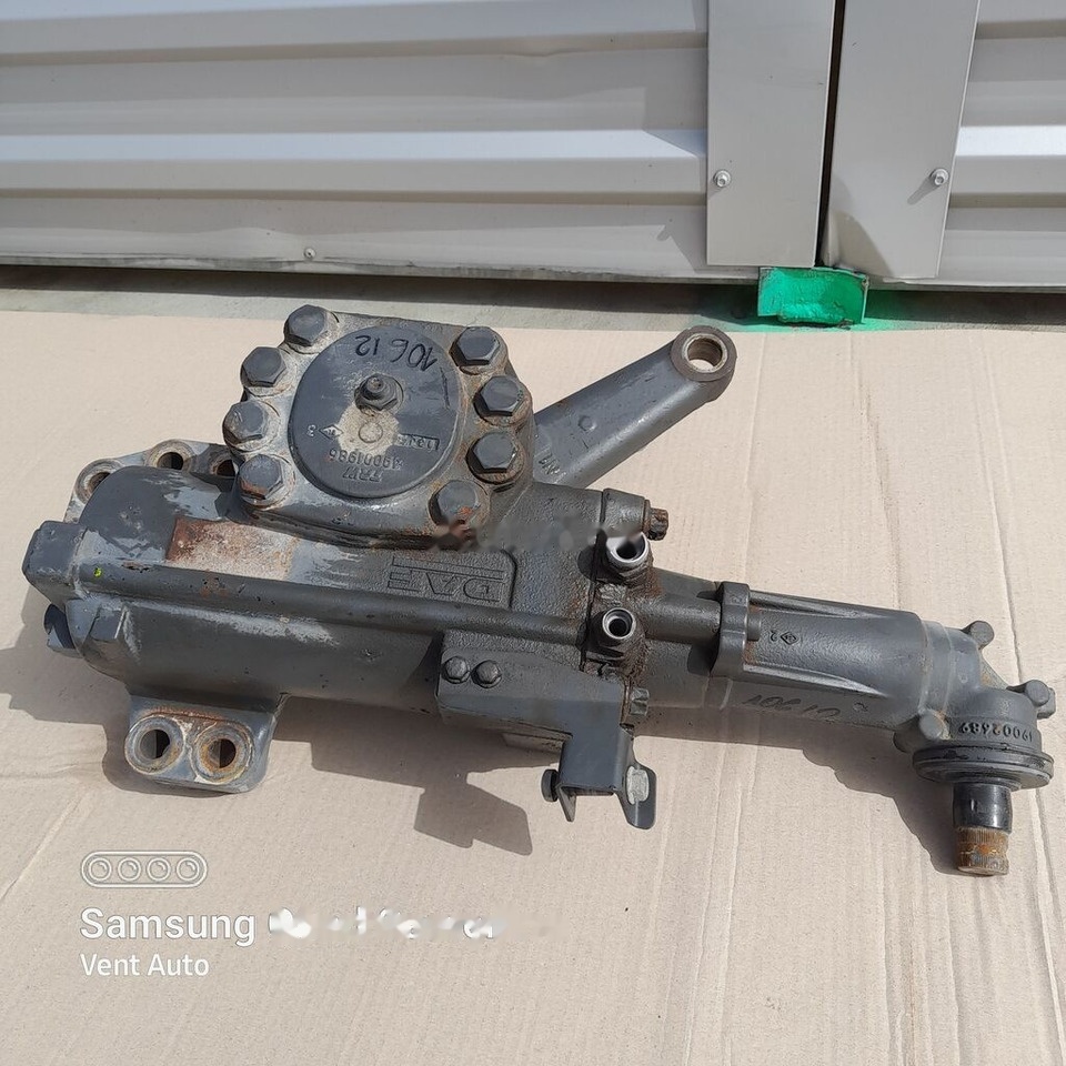 DAF XF 106 49001986 DAF 49001986 truck - Boîtier de direction pour Camion: photos 1 DAF XF 106 49001986 DAF 49001986 truck - Boîtier de direction pour Camion: photos 1
