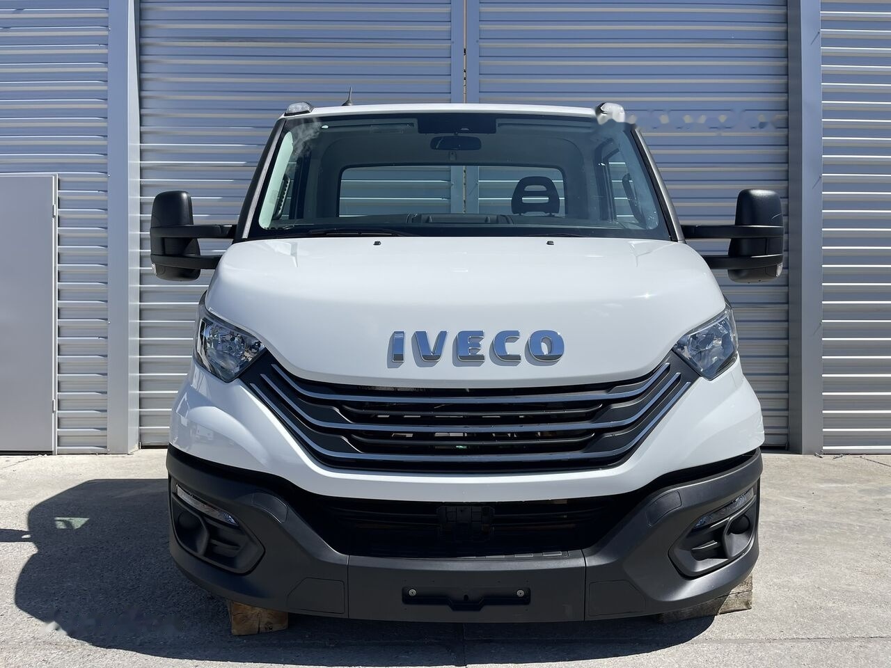 IVECO DAILY VII 72-210 for IVECO DAILY 75-210 - Cabine: photos 2 IVECO DAILY VII 72-210 for IVECO DAILY 75-210 - Cabine: photos 2