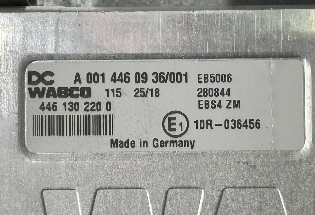 MERCEDES ACTROS MP4 EBS CONTROL UNIT - Bloc de gestion: photos 2 MERCEDES ACTROS MP4 EBS CONTROL UNIT - Bloc de gestion: photos 2