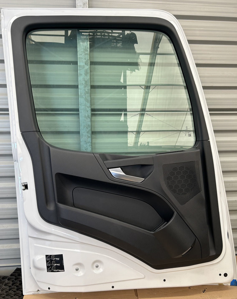 MERCEDES DOOR LEFT narrow cab M-CLASSIC SPACE ACTROS AROCS MP4 MP5 BRAND NEW - Portière et pièces: photos 2 MERCEDES DOOR LEFT narrow cab M-CLASSIC SPACE ACTROS AROCS MP4 MP5 BRAND NEW - Portière et pièces: photos 2