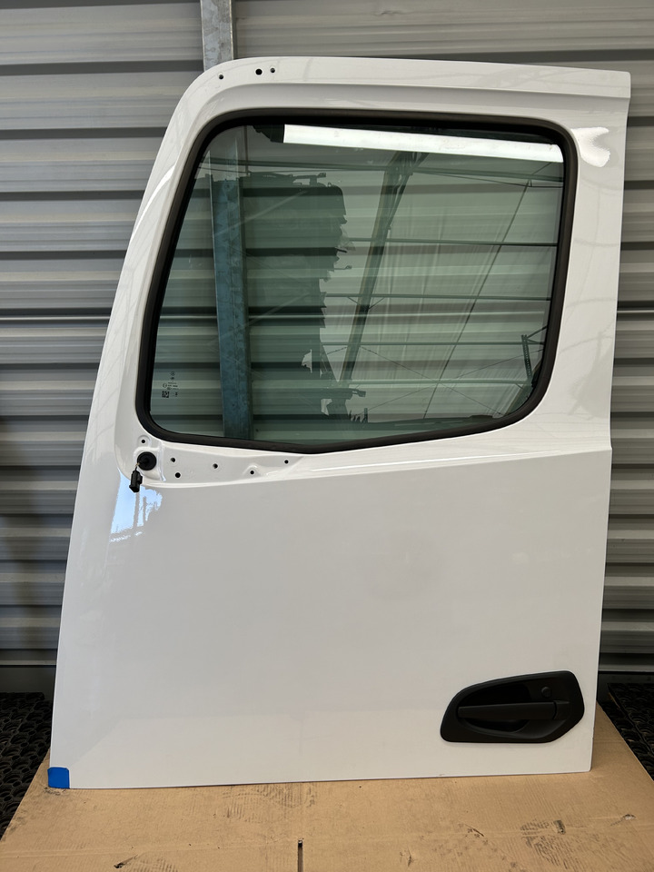 MERCEDES DOOR LEFT narrow cab M-CLASSIC SPACE ACTROS AROCS MP4 MP5 BRAND NEW - Portière et pièces: photos 1 MERCEDES DOOR LEFT narrow cab M-CLASSIC SPACE ACTROS AROCS MP4 MP5 BRAND NEW - Portière et pièces: photos 1