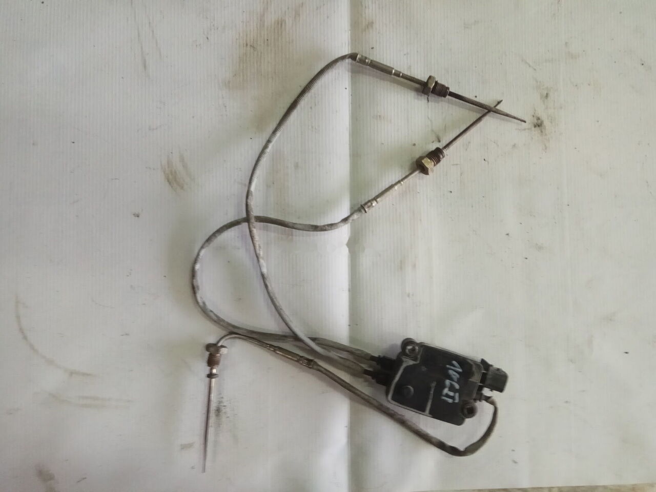 Temperatury spalin, SCR 4307106 DAF XF 106 truck - Capteur pour Camion: photos 2 Temperatury spalin, SCR 4307106 DAF XF 106 truck - Capteur pour Camion: photos 2