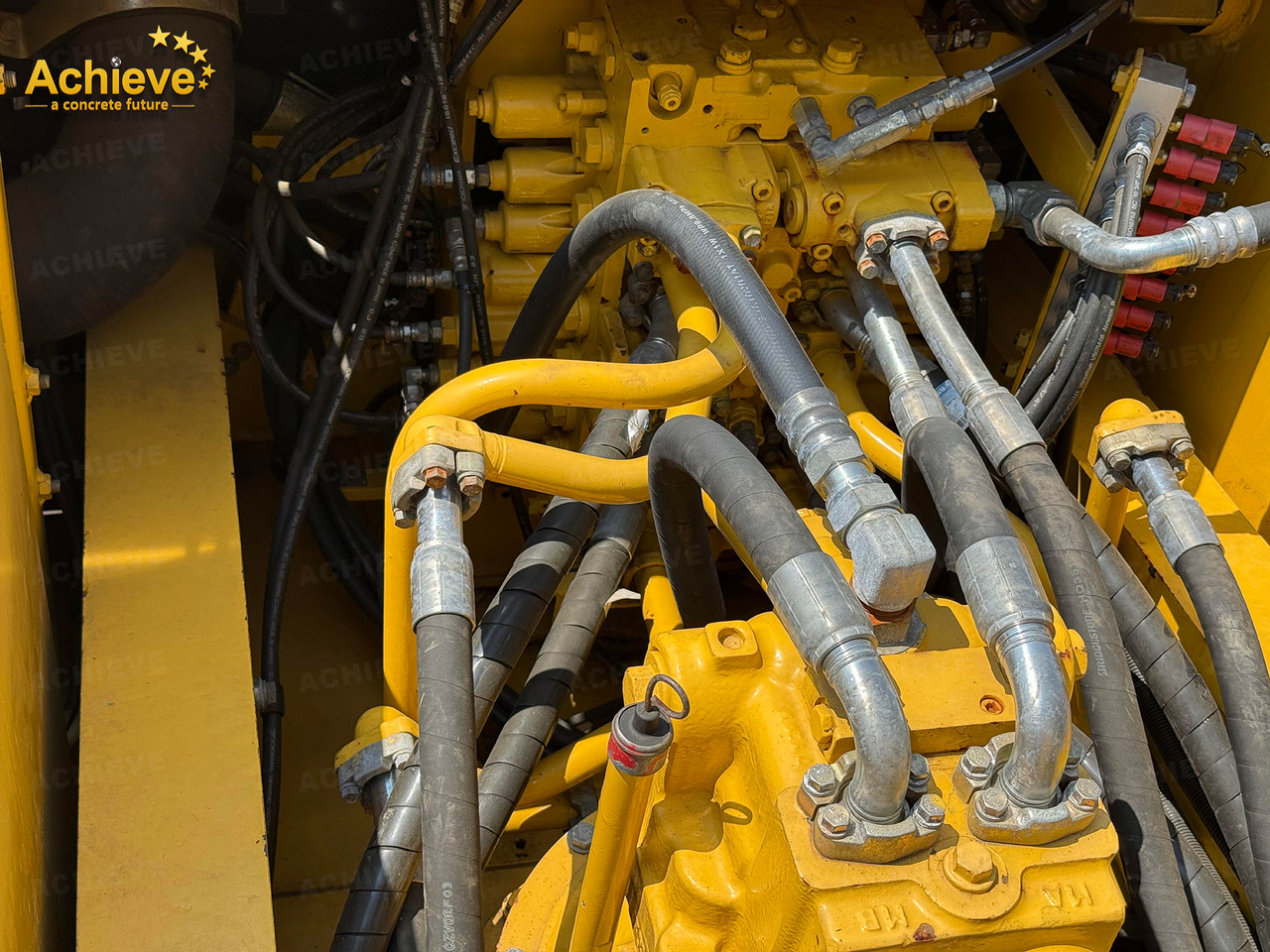 Pelle sur chenille KOMATSU Remanufactured Komatsu PC360-7 excavator 1.6 m³  180/1900 kw/rpm  33000 kg  7380 mm  227 kN  Komatsu SAA6D114E  605 L【ACHIEVE】 TOP CONDITION!!!: photos 32