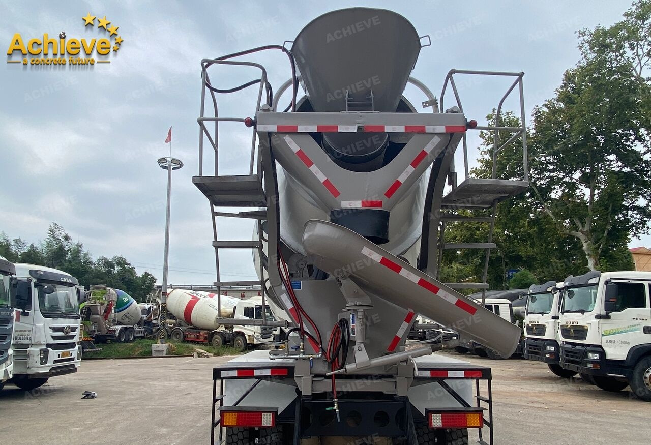 Camion malaxeur Zoomlion Zoomlion ZLJ5312GJBHT5E four-axle 12F S 【ACHIEVE】TOP CONDITION!!!: photos 7 Camion malaxeur Zoomlion Zoomlion ZLJ5312GJBHT5E four-axle 12F S 【ACHIEVE】TOP CONDITION!!!: photos 7