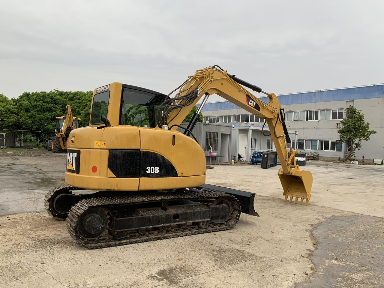Caterpillar 308 Mini Excavator Used Machine Good Price on Sale - Pelle sur chenille: photos 1 Caterpillar 308 Mini Excavator Used Machine Good Price on Sale - Pelle sur chenille: photos 1