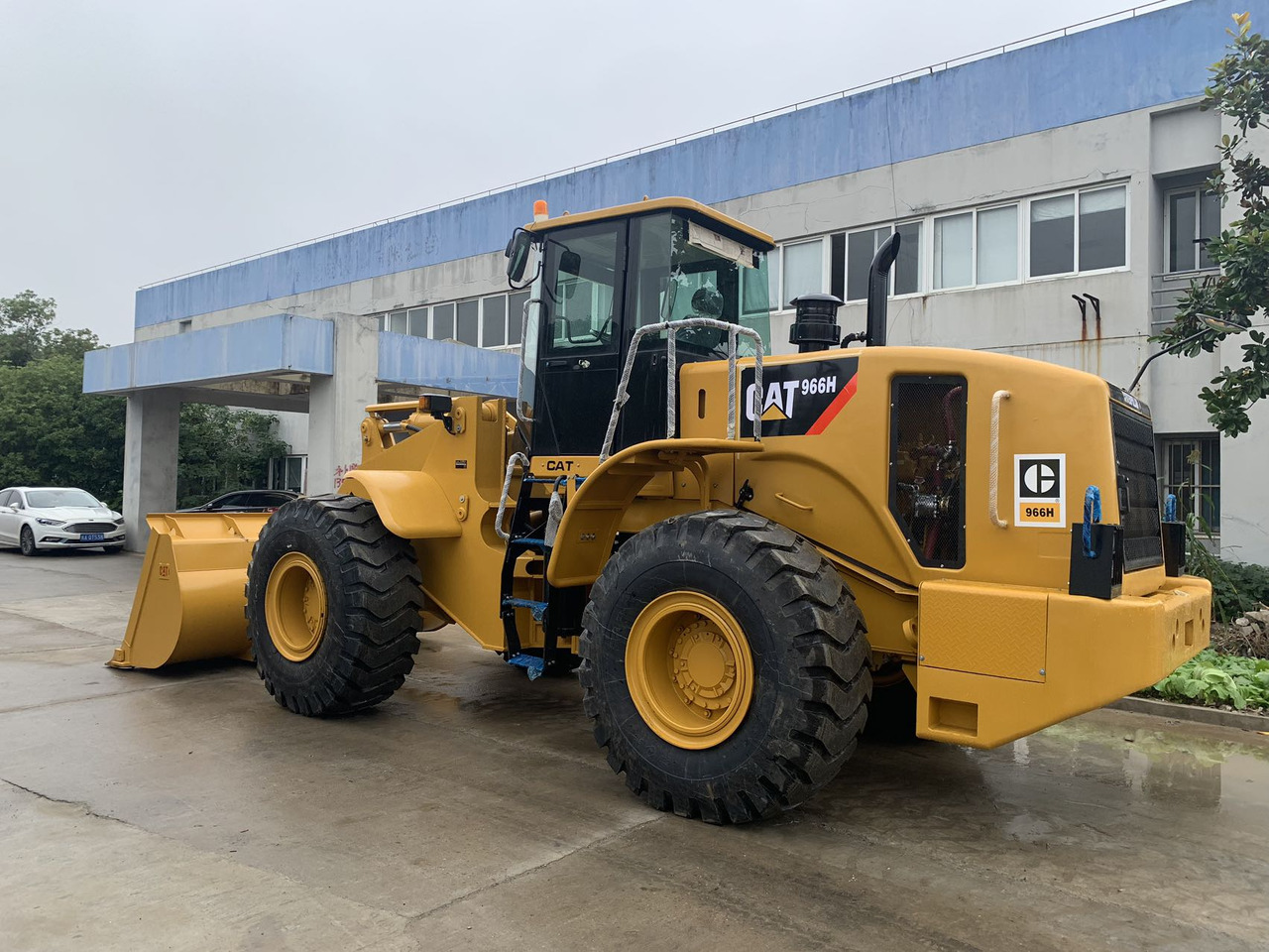 Caterpillar 966H, 966G Wheel Loader Good Price on sale - Chargeuse sur pneus: photos 5 Caterpillar 966H, 966G Wheel Loader Good Price on sale - Chargeuse sur pneus: photos 5