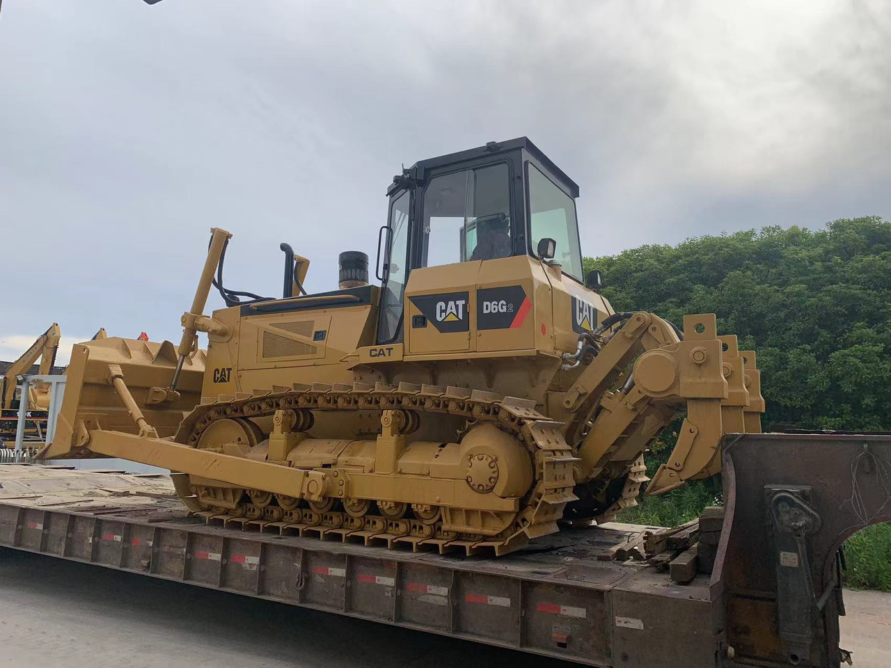 Caterpillar D6G, D6G2 Bulldozer Good Price Secondhand CAT Tracked Tractor - Bulldozer: photos 3 Caterpillar D6G, D6G2 Bulldozer Good Price Secondhand CAT Tracked Tractor - Bulldozer: photos 3