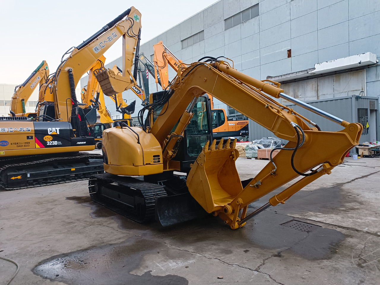 Caterpillar Mini Excavator 8 ton Excavator CAT 308C, 308D - Pelle sur chenille: photos 5 Caterpillar Mini Excavator 8 ton Excavator CAT 308C, 308D - Pelle sur chenille: photos 5