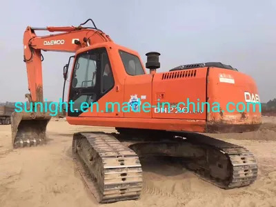 Good Condition Original Excavator Daewoo 220lcv, 300lcv Original From South Korea - Pelle sur chenille: photos 1 Good Condition Original Excavator Daewoo 220lcv, 300lcv Original From South Korea - Pelle sur chenille: photos 1