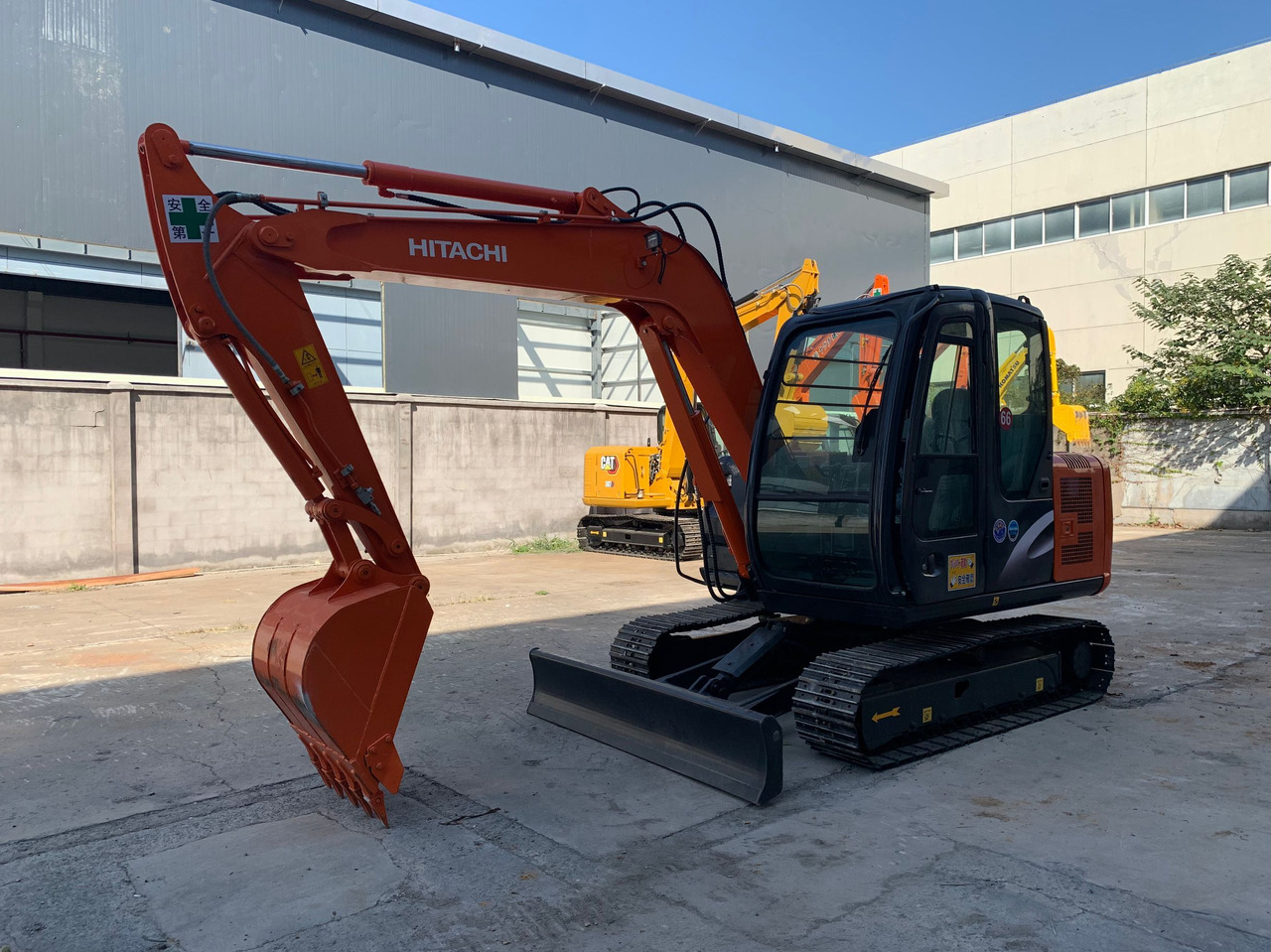 Hitachi Mini Excavator ZX70, ZX75, ZX60 Cheap Excavator Machine - Pelle sur chenille: photos 5 Hitachi Mini Excavator ZX70, ZX75, ZX60 Cheap Excavator Machine - Pelle sur chenille: photos 5