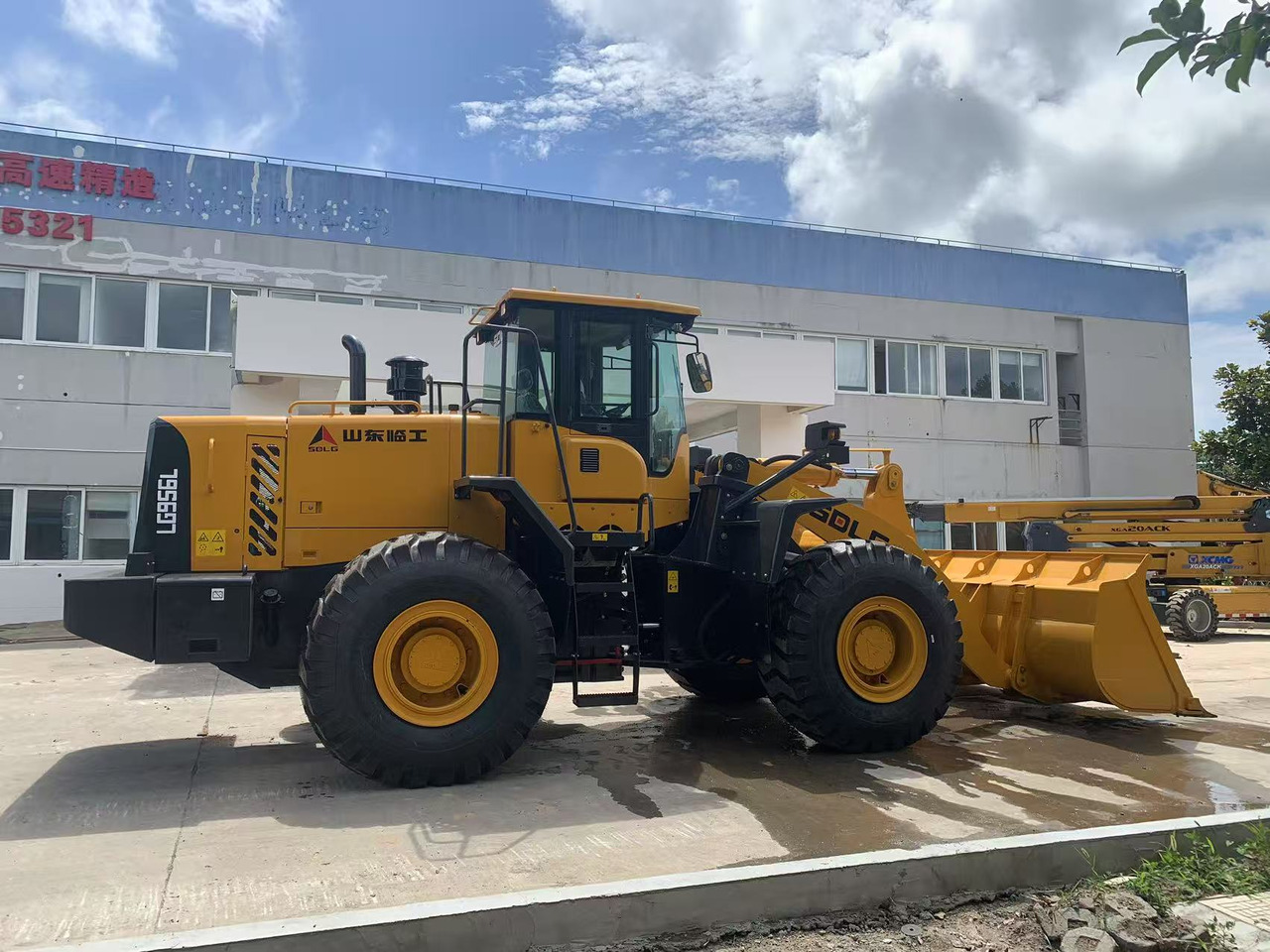 SDLG 5 ton Front Loader LG956L, LG956F, LG958F - Chargeuse sur pneus: photos 1 SDLG 5 ton Front Loader LG956L, LG956F, LG958F - Chargeuse sur pneus: photos 1