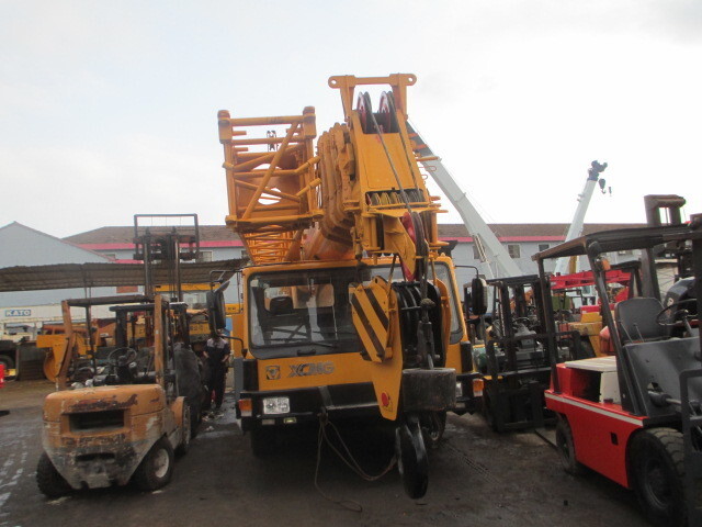 XCMG QY70K - Grue mobile: photos 2 XCMG QY70K - Grue mobile: photos 2