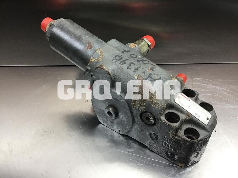 Liebherr A934B Li / A944B Li / R934B / R942 - Hydraulique: photos 1 Liebherr A934B Li / A944B Li / R934B / R942 - Hydraulique: photos 1