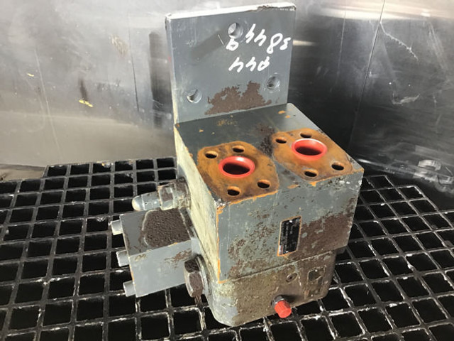 Liebherr Brake Valve - Valve: photos 1 Liebherr Brake Valve - Valve: photos 1