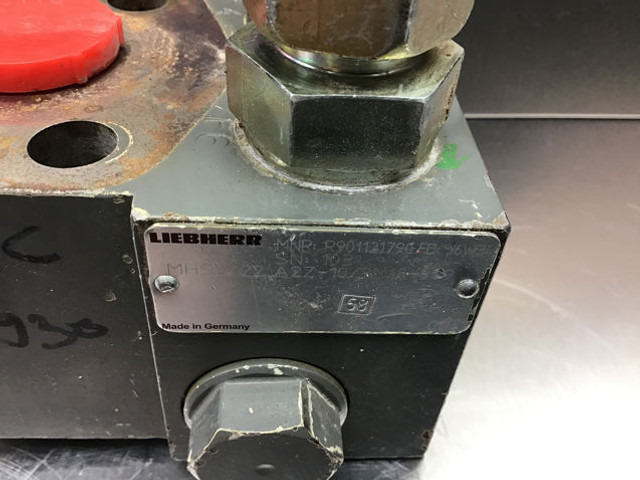 Liebherr Bypass Valve - Valve: photos 3 Liebherr Bypass Valve - Valve: photos 3