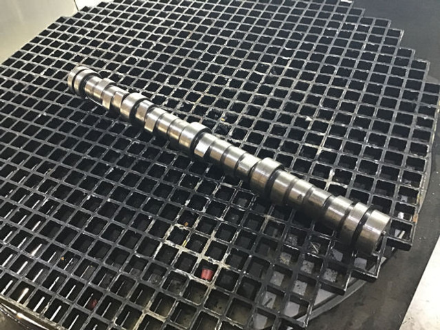 Liebherr Camshaft D9308/D9408 - Arbre à cames: photos 1 Liebherr Camshaft D9308/D9408 - Arbre à cames: photos 1