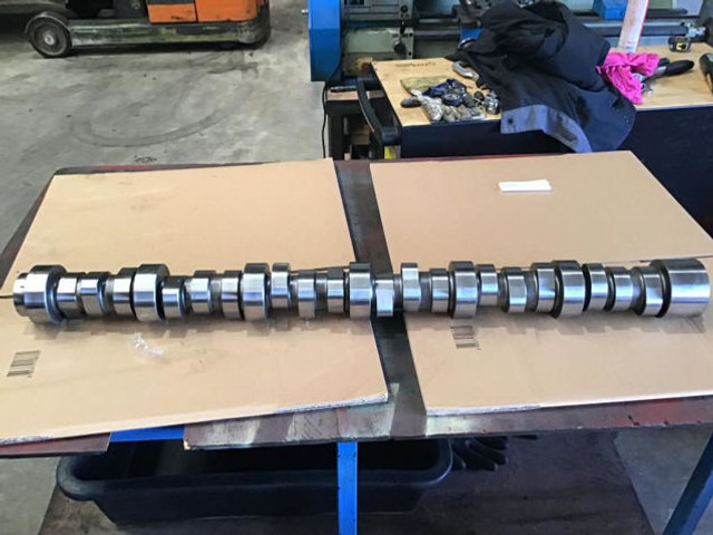 Liebherr Camshaft Rebuild - Arbre à cames: photos 2 Liebherr Camshaft Rebuild - Arbre à cames: photos 2