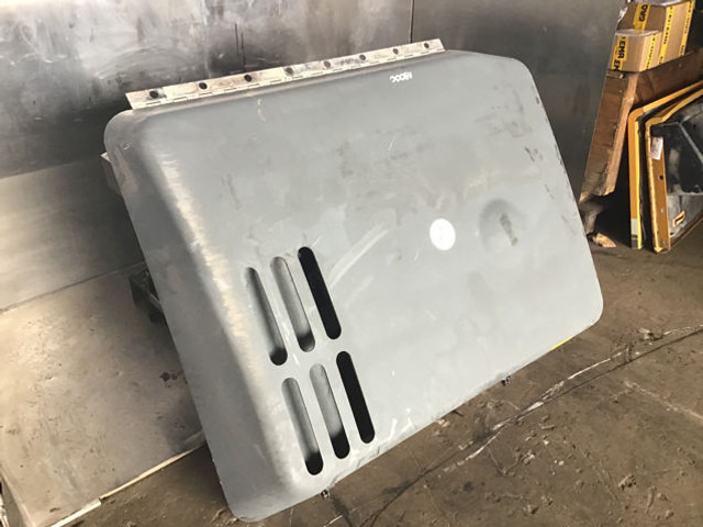 Liebherr Engine Hood - Capot: photos 1 Liebherr Engine Hood - Capot: photos 1