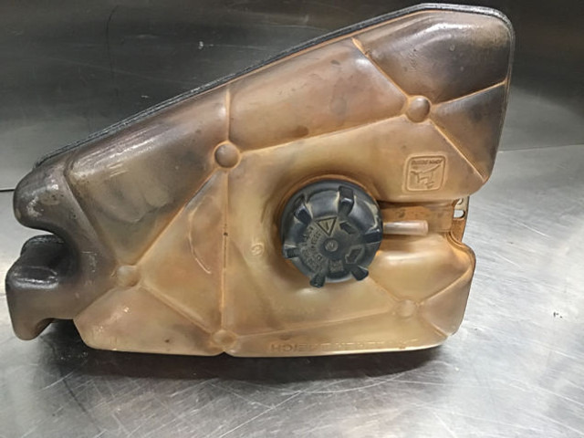 Liebherr Equalizing Reservoir - Vase d'expansion: photos 2 Liebherr Equalizing Reservoir - Vase d'expansion: photos 2