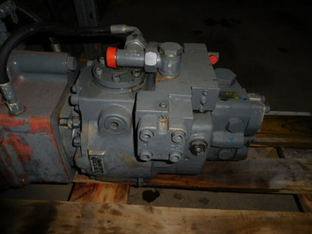 Liebherr LMV100 - Moteur hydraulique: photos 3 Liebherr LMV100 - Moteur hydraulique: photos 3