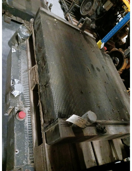 Liebherr LR632 / PR732 B - Radiateur: photos 1 Liebherr LR632 / PR732 B - Radiateur: photos 1