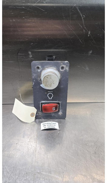 Liebherr - Panel de instrumentos: photos 1 Liebherr - Panel de instrumentos: photos 1