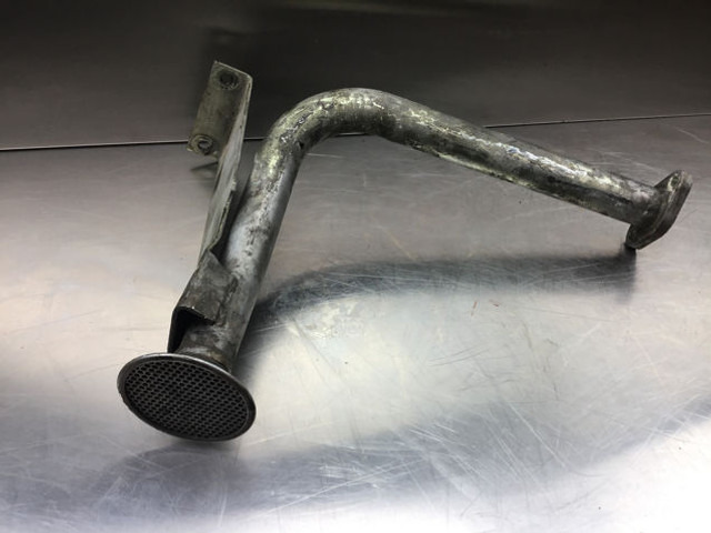 Liebherr Oil Suction Pipe - Moteur et pièces: photos 4 Liebherr Oil Suction Pipe - Moteur et pièces: photos 4