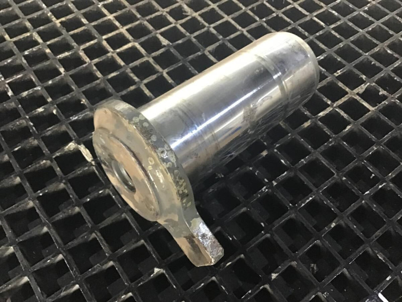 Liebherr Pin 100x261x218 - Moteur et pièces: photos 2 Liebherr Pin 100x261x218 - Moteur et pièces: photos 2