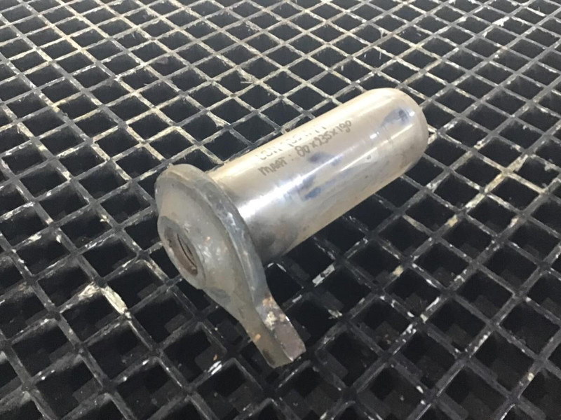 Liebherr Pin 80x235x190 - Hydraulique: photos 1 Liebherr Pin 80x235x190 - Hydraulique: photos 1